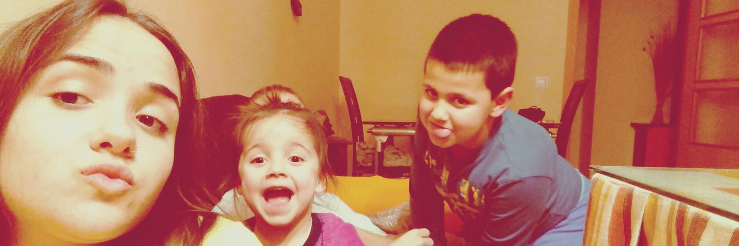 Cynthia96Ruiz's profile banner image
