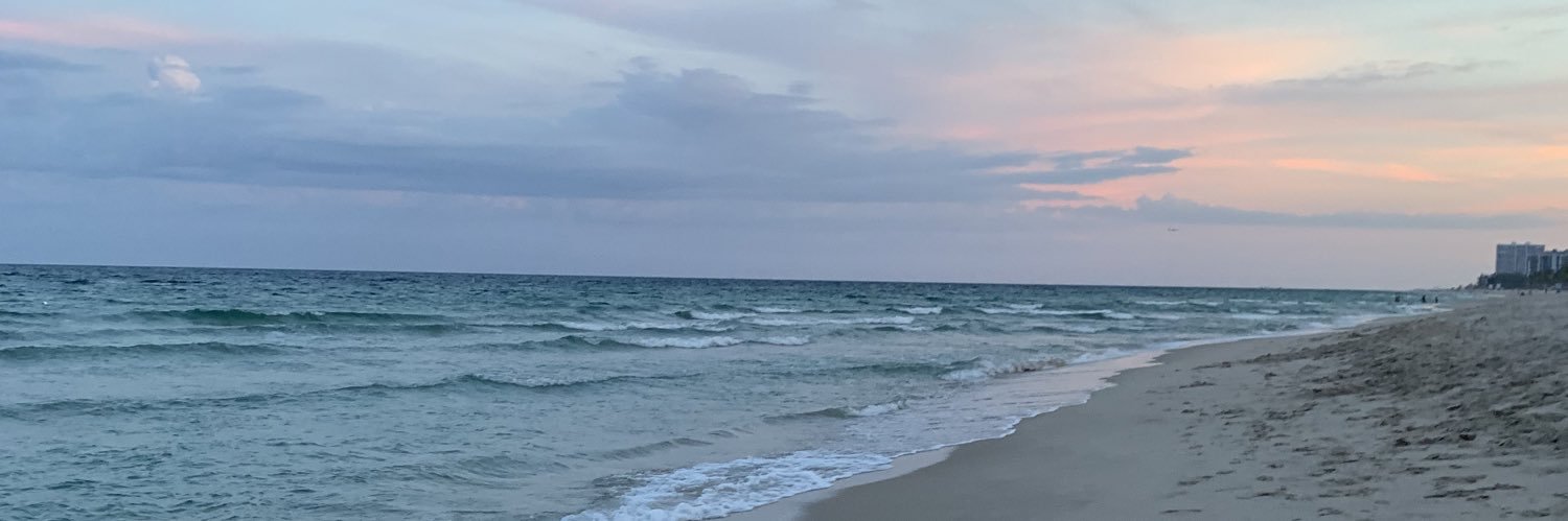 mckenzie_87__'s profile banner image
