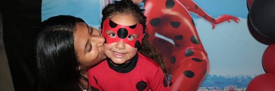 LivTuane's profile banner image