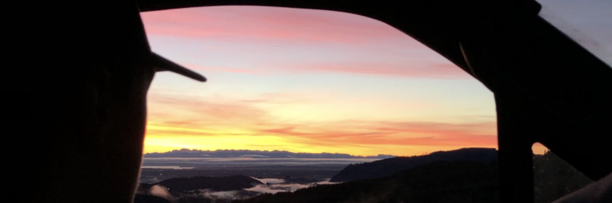 alexa_goetz's profile banner image