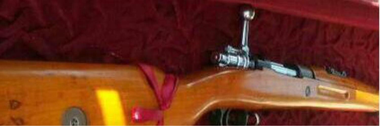 azzlh's profile banner image