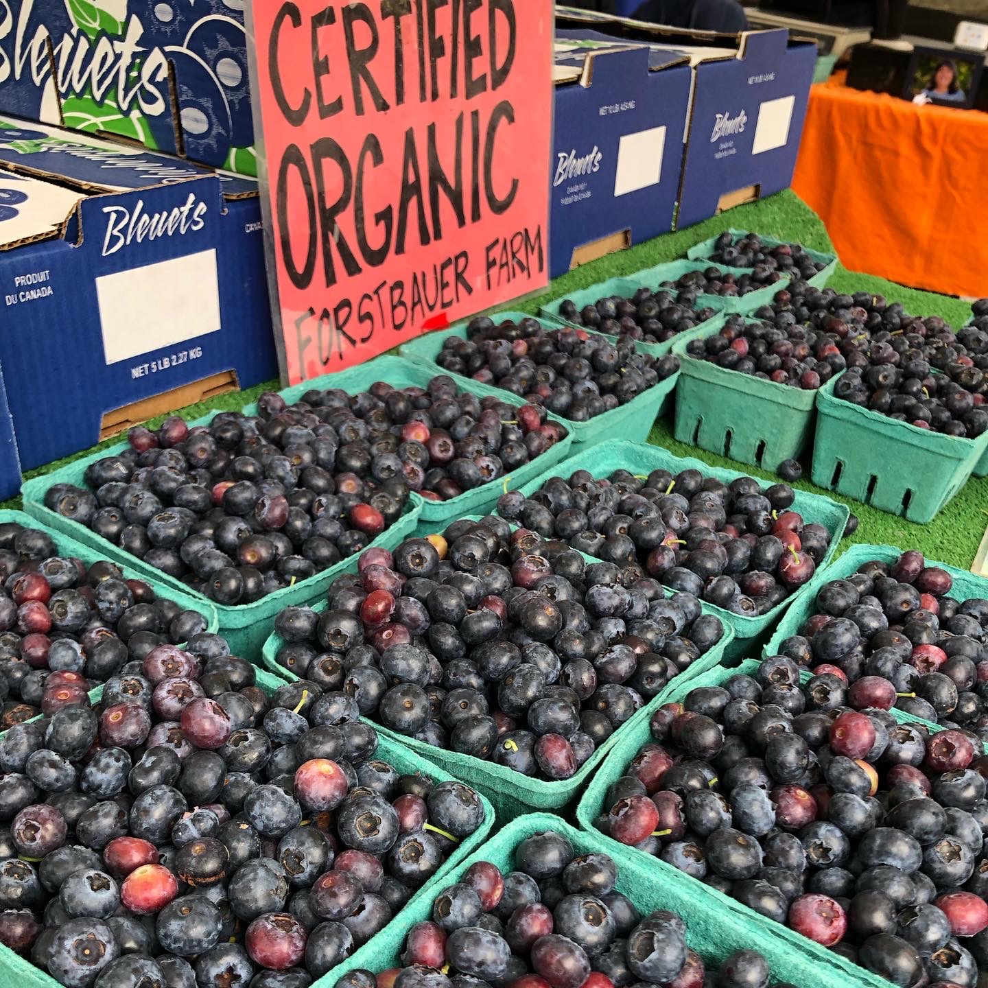 Coq Farmers Market banner
