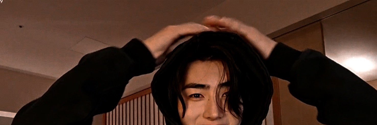 bsaiv_'s profile banner image