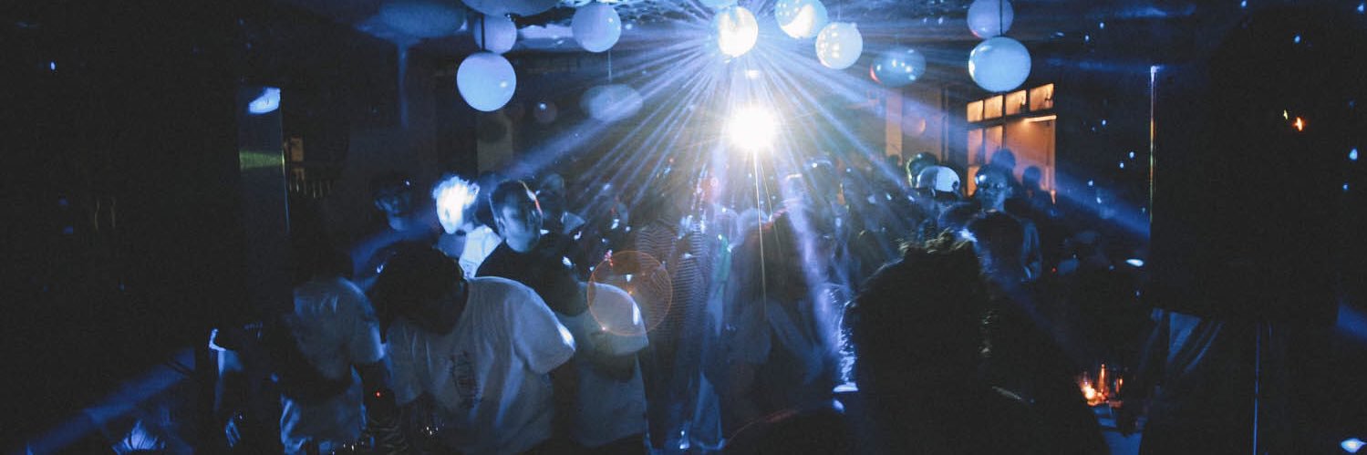 ENERGYROOM's profile banner image