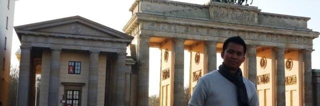 roeslii's profile banner image