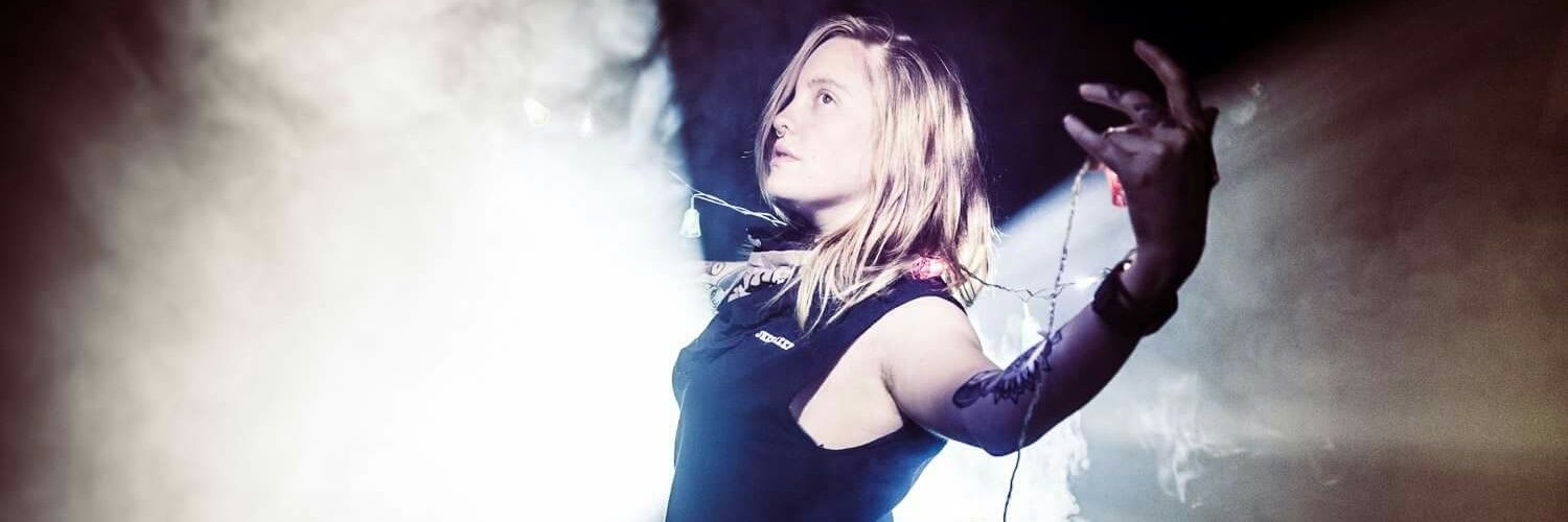 Suzanne Elliott banner