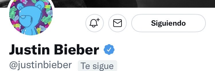 raqueelmoor's profile banner image