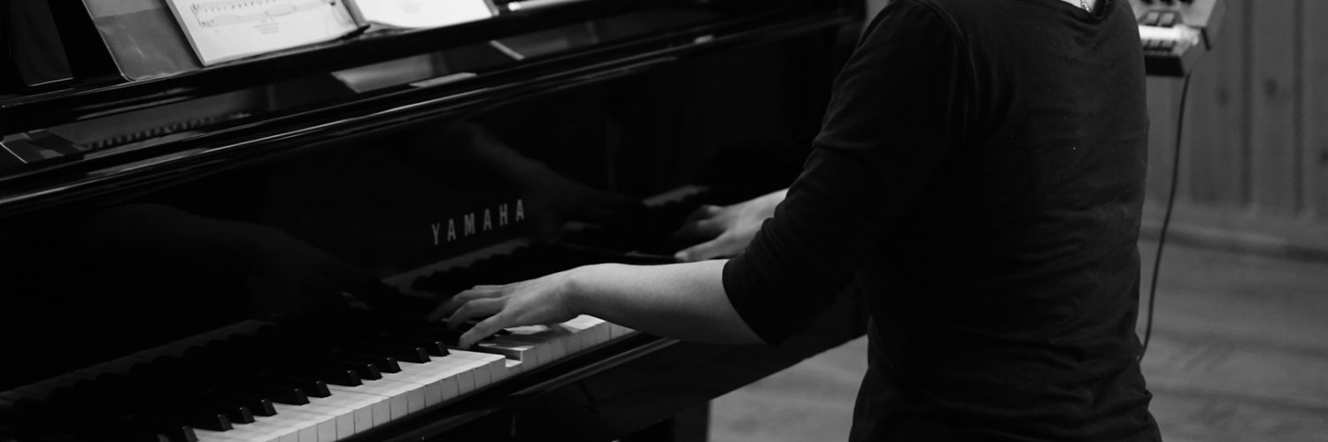 Sydney Kjerstad Zuretti banner