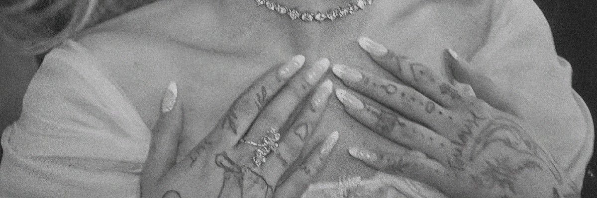 playingwithari's profile banner image