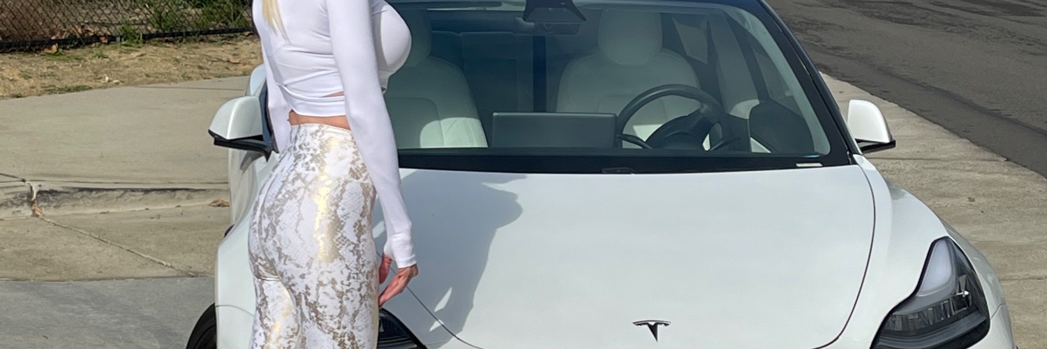 model3girl's profile banner image