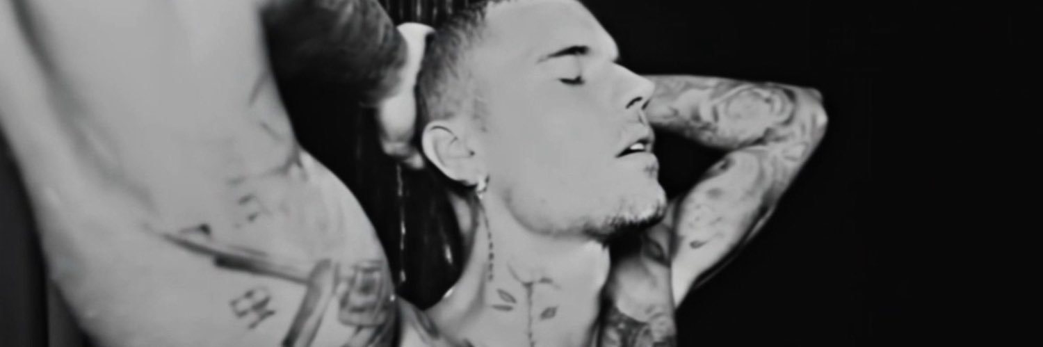 flatlinediary's profile banner image