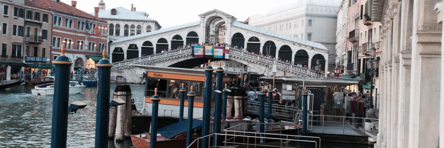 ALWAYSDISCREET banner