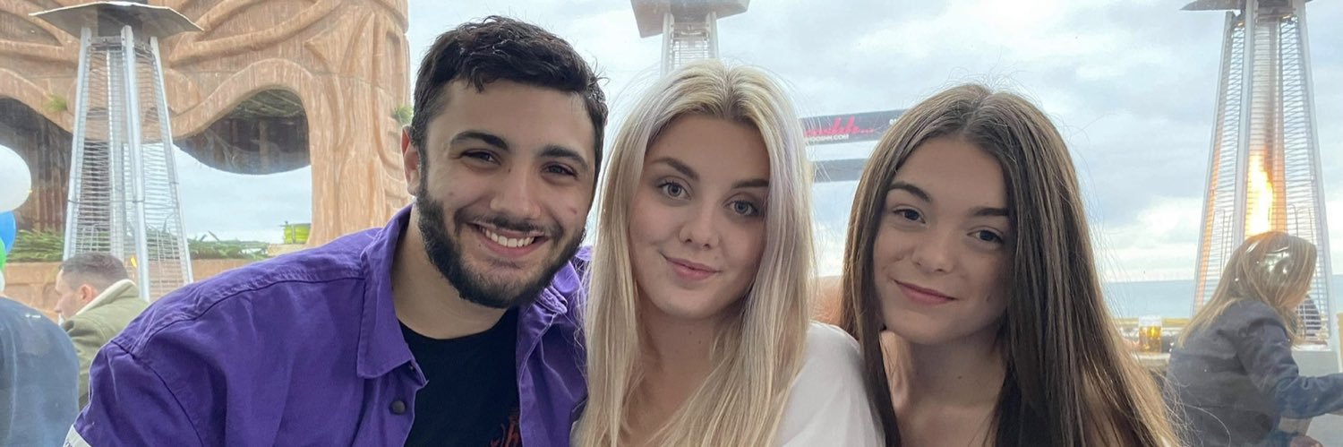 Ellie_Foulger's profile banner image