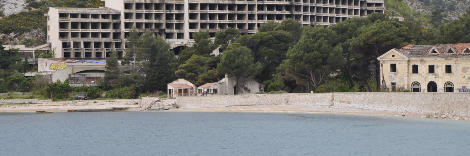 無骨:おね■リ新刊配信中 banner