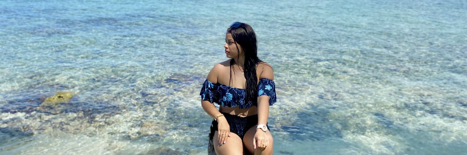 Michelle Carranza💜 banner