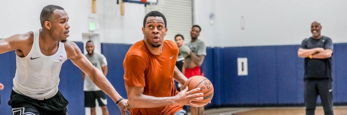 Guss Armstead🙏🏾🏀 banner