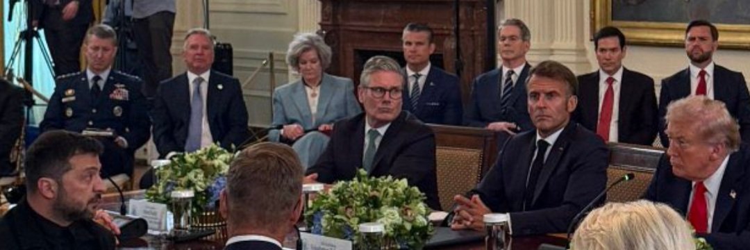 99⁴⁴/¹⁰⁰% Pure banner