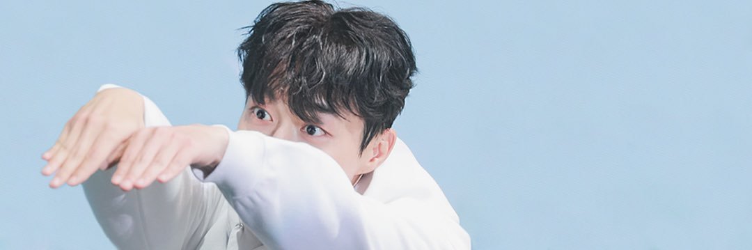 mouy113's profile banner image