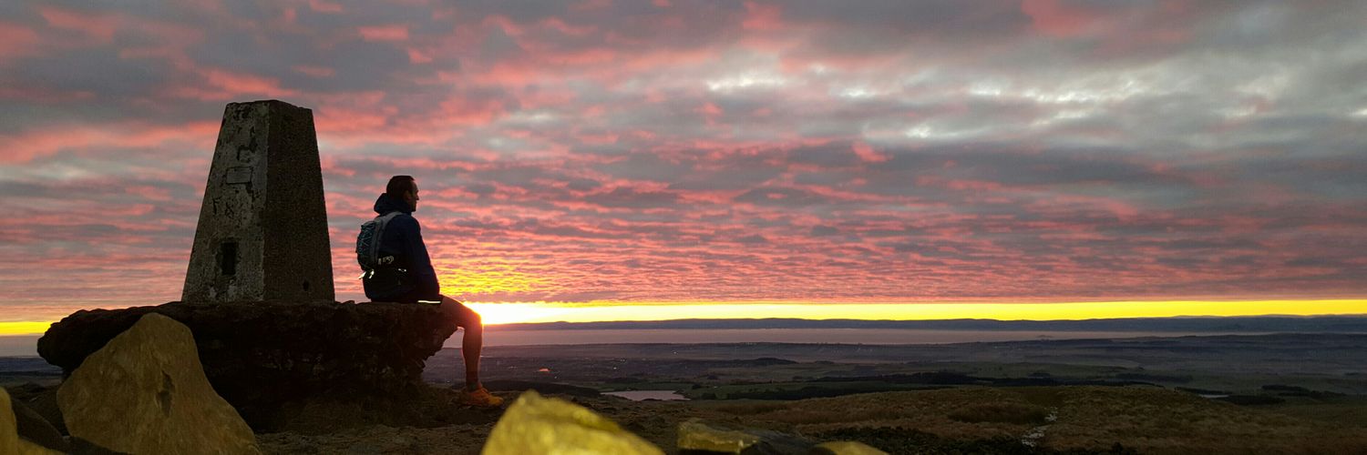 Neil MacNicol banner