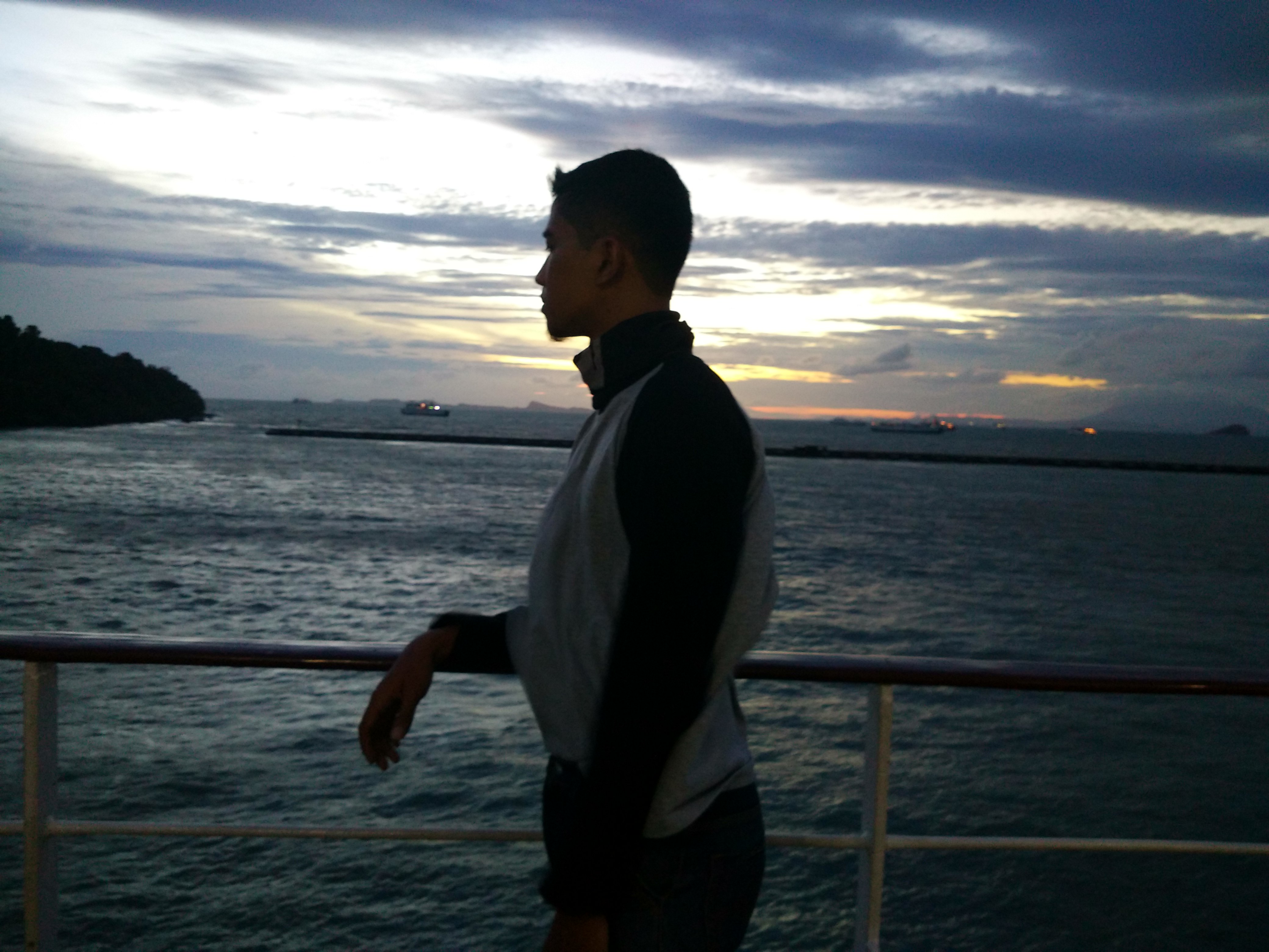 arycage's profile banner image