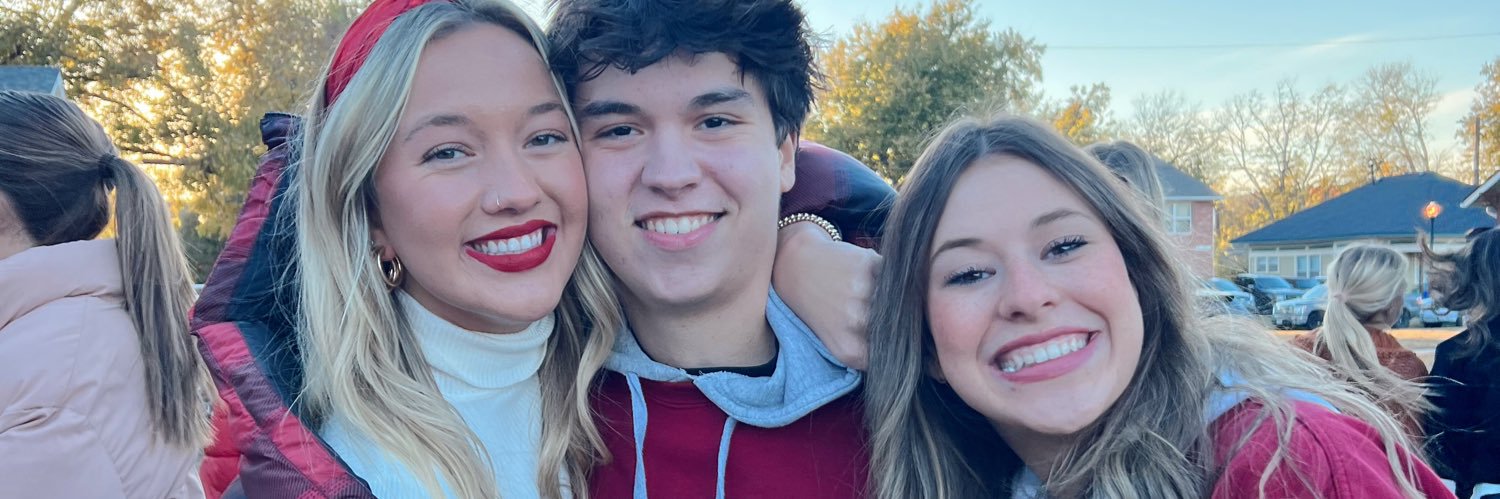 abbylupe's profile banner image