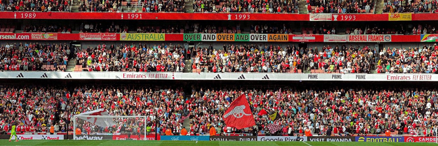 Teddy Mills banner