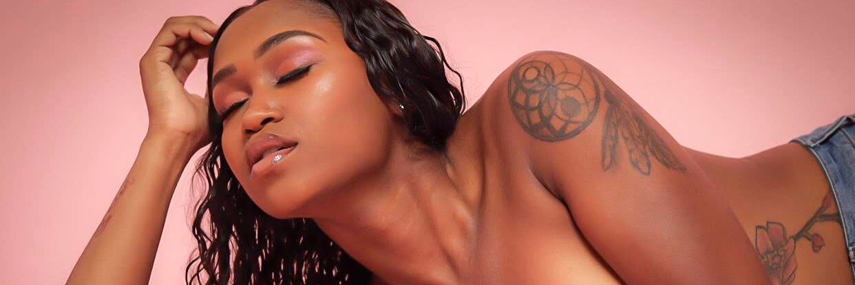 Queen__cobain's profile banner image