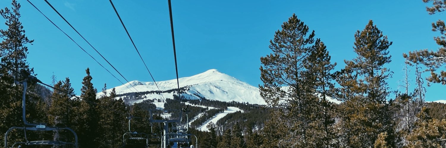 caroline2w24's profile banner image