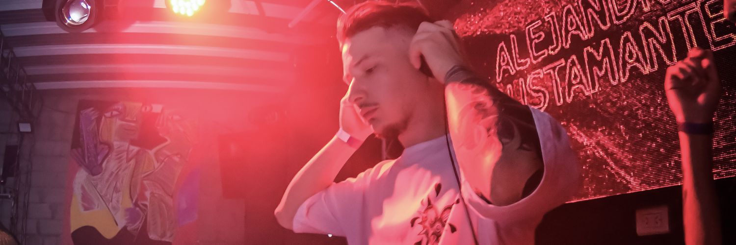 AleeWanak's profile banner image