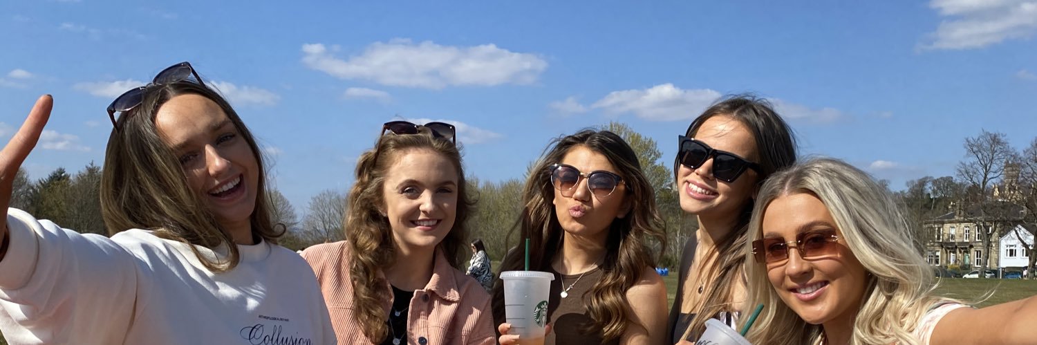 lauracully1's profile banner image