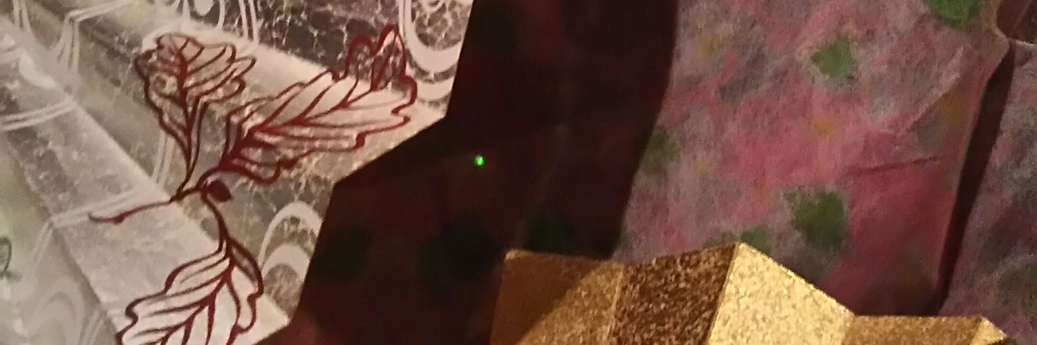 suyansan's profile banner image