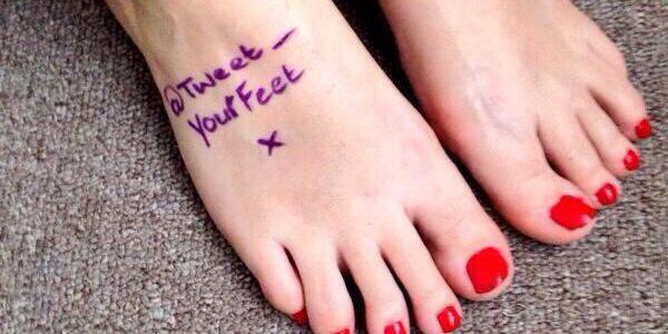 Tweet_YourFeet's profile banner image