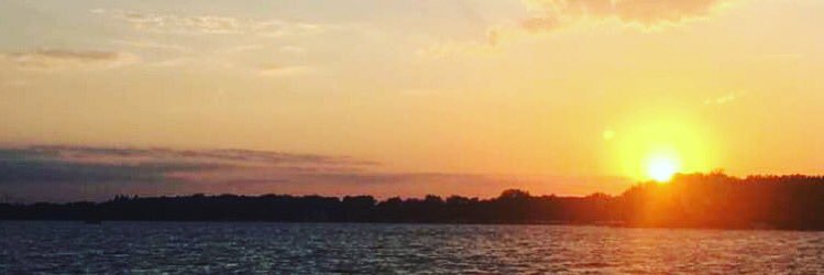 lauraegarred's profile banner image