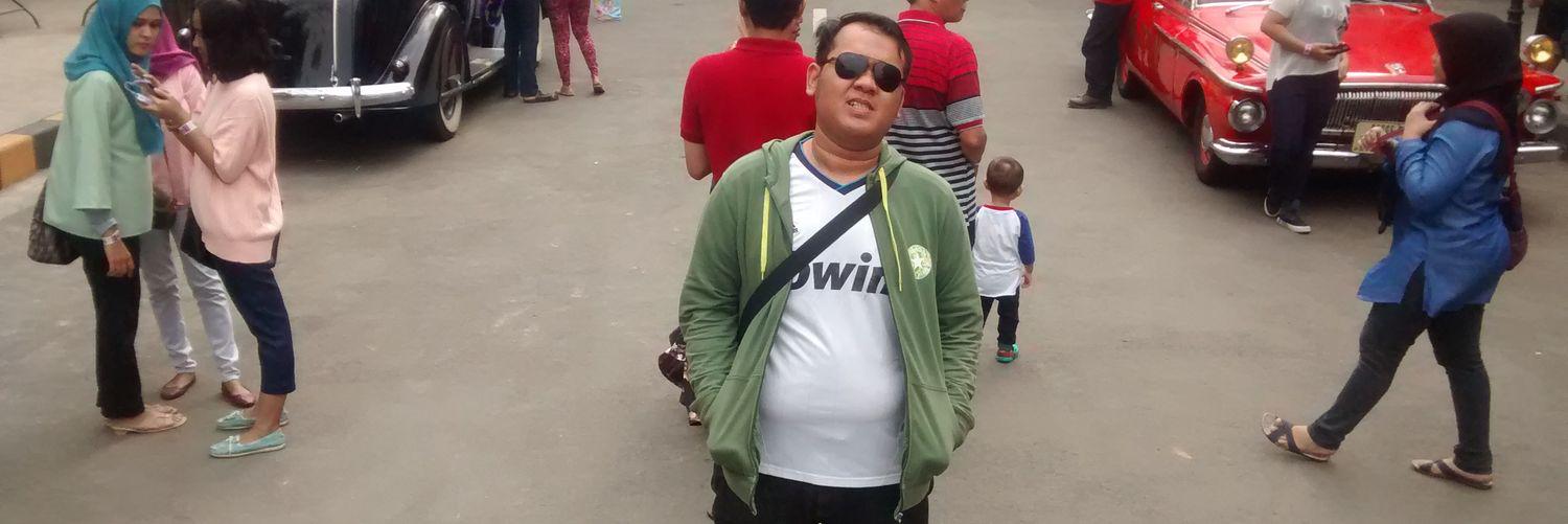 IrfaNaziz_'s profile banner image