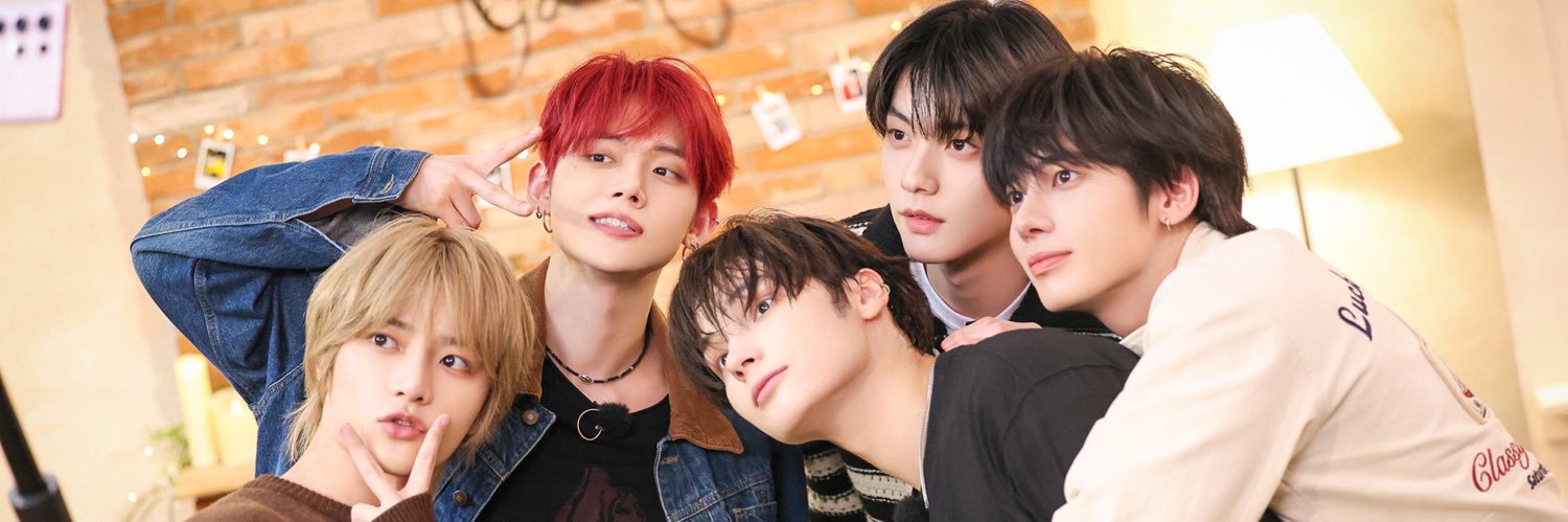 femonologue's profile banner image