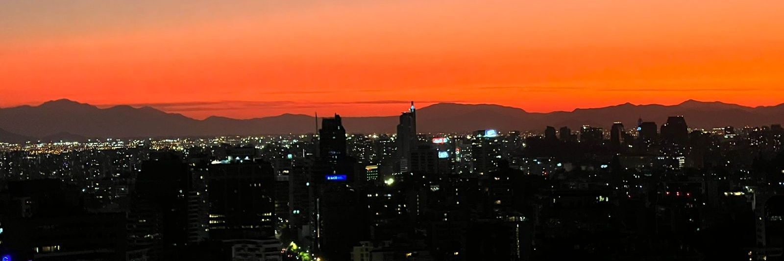 Leonella24's profile banner image