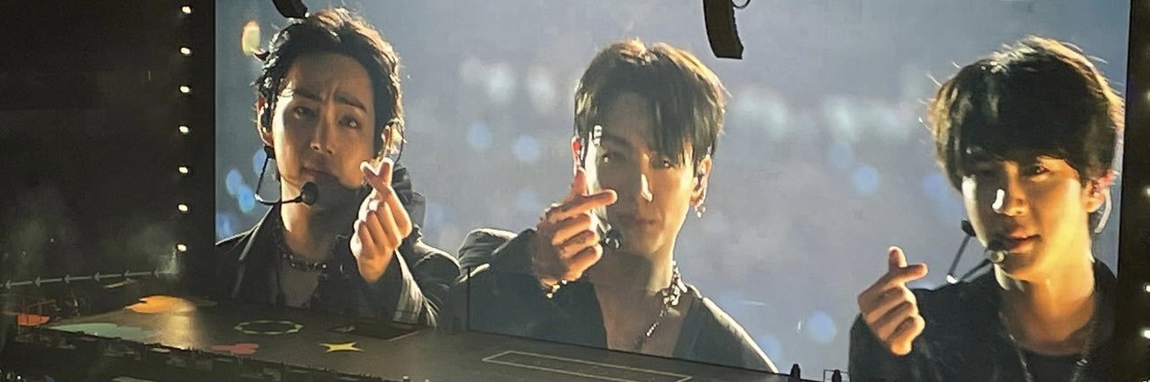 mleey217's profile banner image