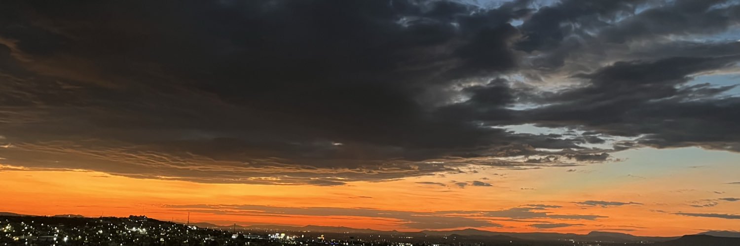 AriGill1's profile banner image
