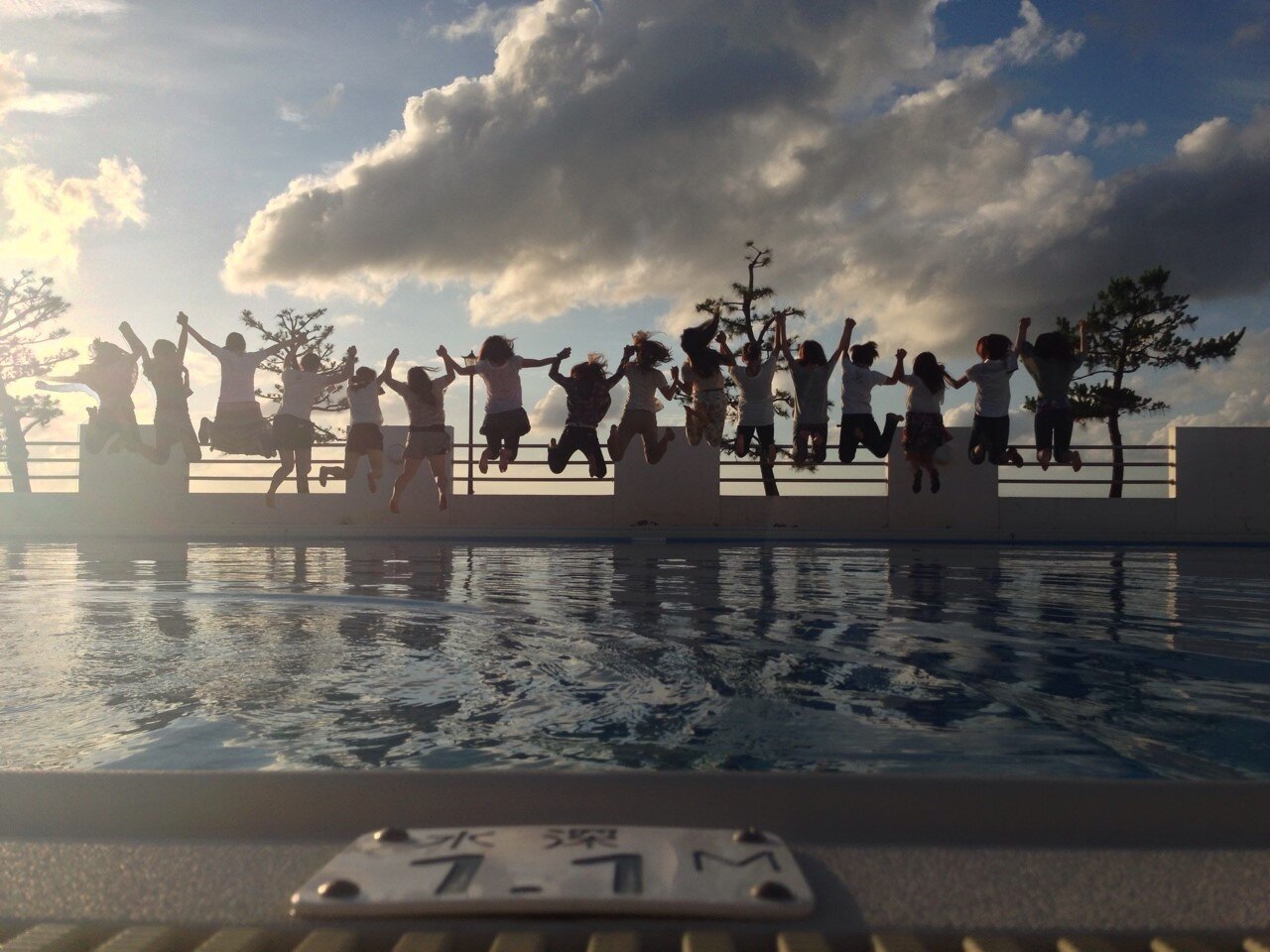 23_airi's profile banner image