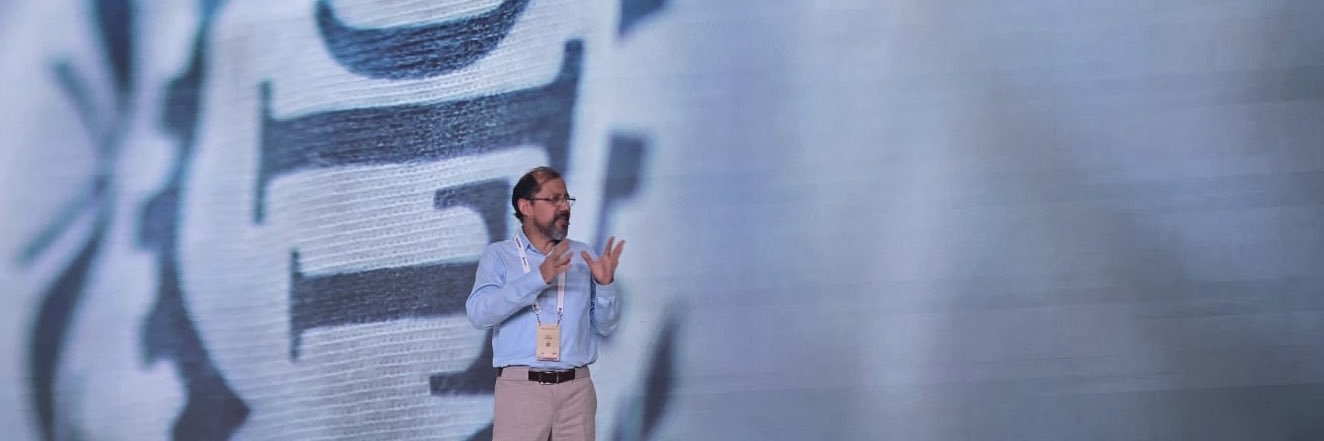 Italo Cardona banner