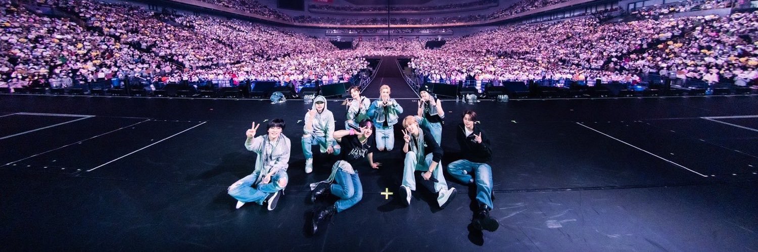 EXOe17's profile banner image