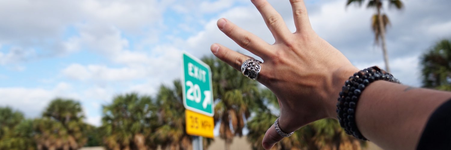 zeeboy_z's profile banner image