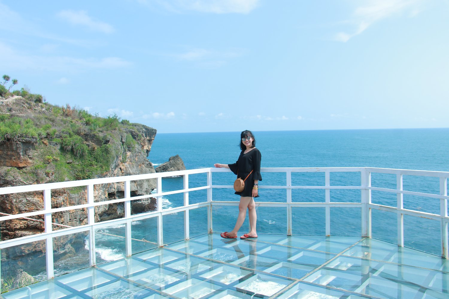 Intan yuliana banner