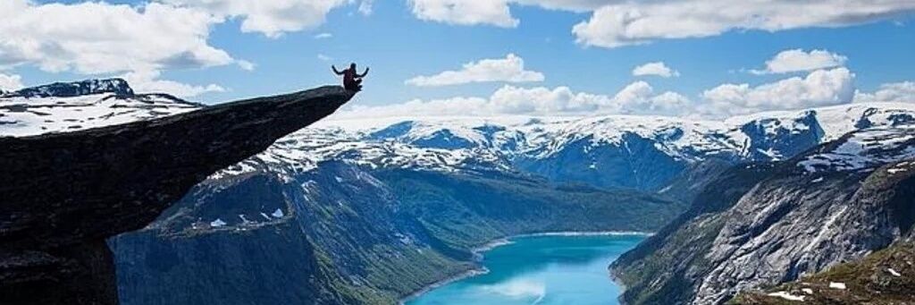 IreneRubio99's profile banner image