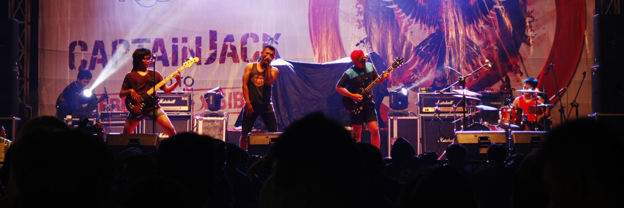 THE DOEL'S OFFICIAL banner