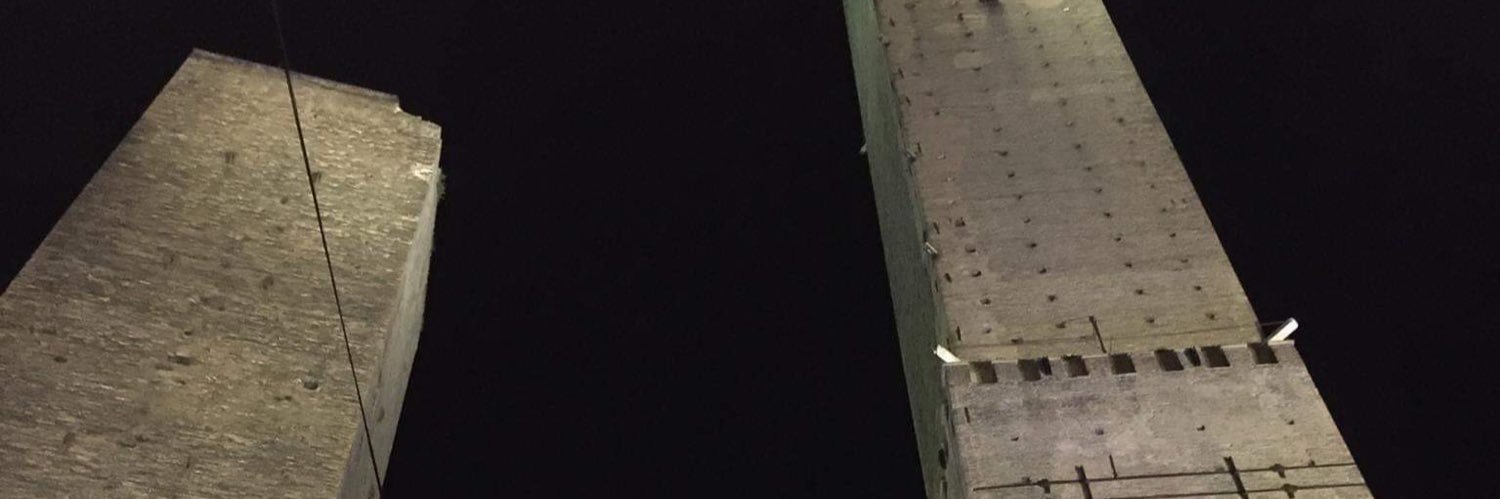 maxavino's profile banner image