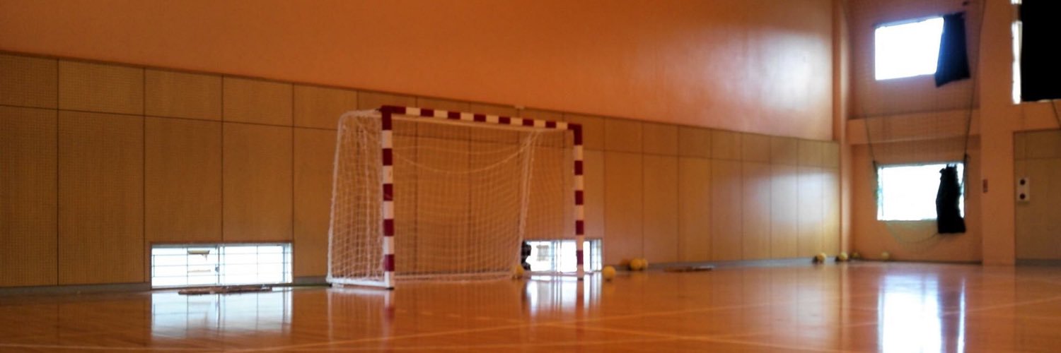 comaru's profile banner image