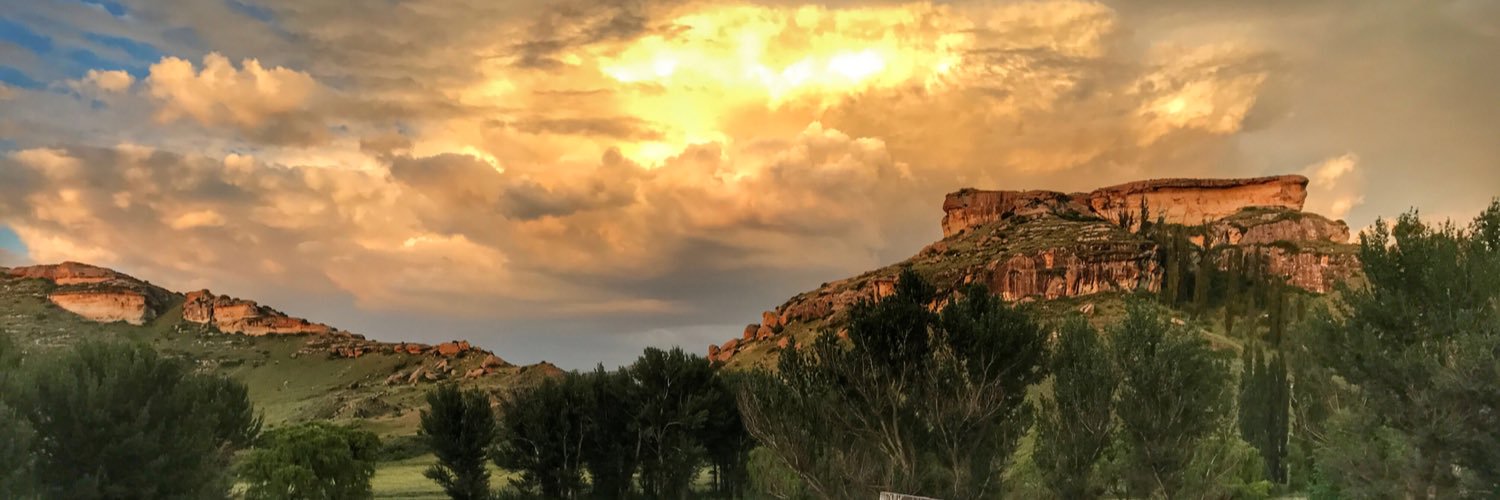NJvdW's profile banner image
