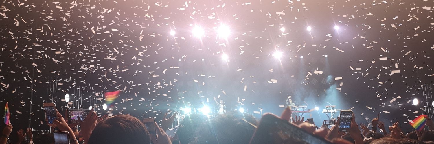 duangrue's profile banner image