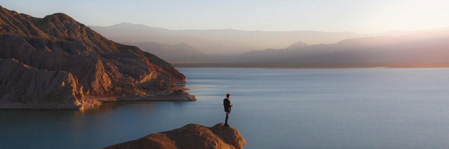 Changefeelsgood's profile banner image